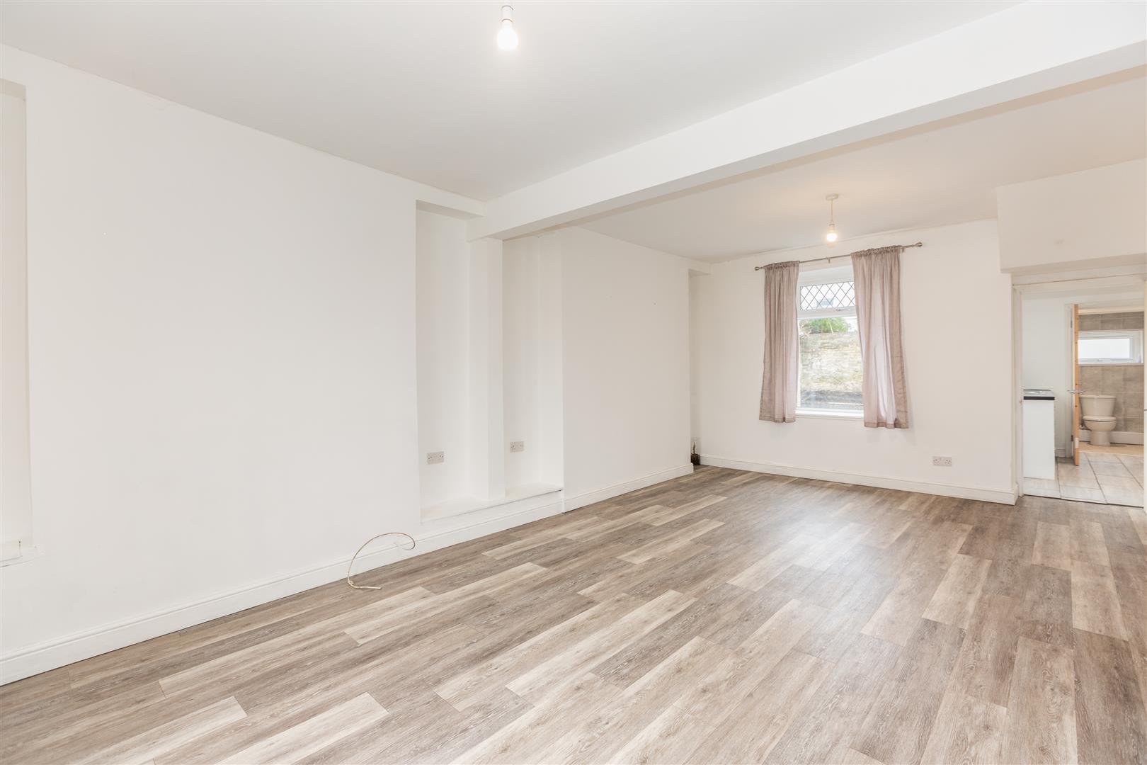 Llewellyn Street, Llanelli, SA15 1BD